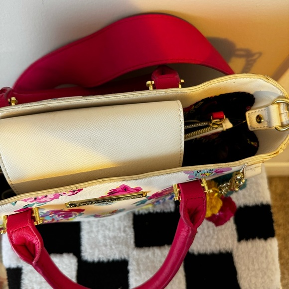 Betsey Johnson Floral Beauty - Picture 6 of 11